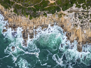 Western Cape Prints: Rocky coast at Llandudno, Western Cape, South Africa