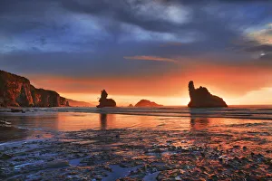 Rocky coast at ocean - New Zealand, South Island, West Coast, Grey, Greymouth