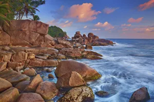 Rocky coast at Petite Police - Seychelles, Mahe, Petite Police - Indian Ocean
