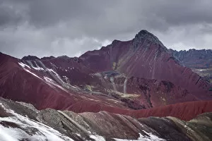 Cuzco Gallery: Rocky mountains at Red Valley near Rainbow Mountain, Cusco Region, Peru