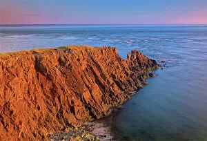Images Dated 28th March 2023: Rocky Point along the Bay of Fundy Cap d Or, Nova Scotia, Canada