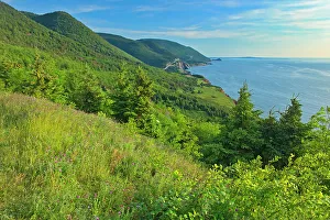 Rocky shoreline along the Cabot Strait (Atlantic Ocean). Cabot Trail. Cape Breton Island. Appalachain Mountains chain. Cape Breton Highlands National Park, Nova Scotia, Canada