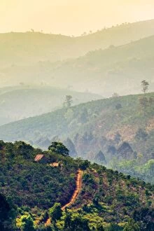Central Highlands Gallery: Rolling hills and coffee plantations in Central Highlands, Bao Loc, Lam Dong Province