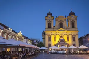Outdoor Cafe Prints: Roman Catholic Cathedral and outdoor cafes in Piata Unirii, Timisoara, Banat, Romania