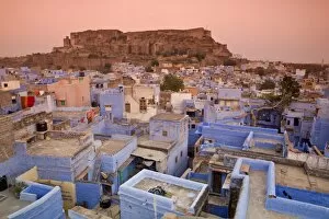 Images Dated 18th November 2007: Rooftops, Jodhpur (The Blue City), Rajasthan, India