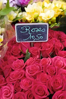 Images Dated 23rd January 2015: Roses & other flowers, Paris, France