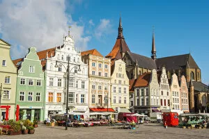 Images Dated 25th August 2017: Rostock, Mecklenburg-Western Pomerania, Germany. St. Marys Church and Neuer Markt