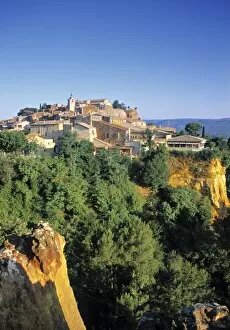 Hill Top Gallery: Rousillon, Provence