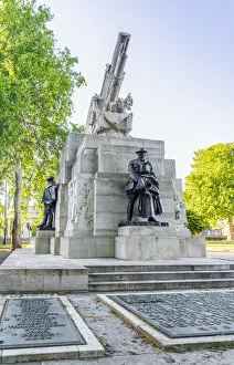 Images Dated 17th July 2020: Royal Artillery Memorial, Hyde Park Corner, London, England, UK