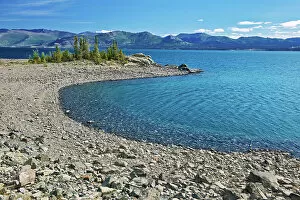 Northern Canada Collection: Ruby Ranges in Kluane Lake, Kluane National Park, Yukon, Canada