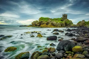 Ruins of Kinbane Castle at sunrise, Kinbane head, Ballycastle, Causeway coastel route, north coast of Ireland, County Antrim, Northern Ireland, UK, Europe