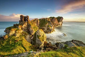 Ruins of Kinbane Castle at sunrise, Kinbane head, Ballycastle, Causeway coastel route, north coast of Ireland, County Antrim, Northern Ireland, UK, Europe