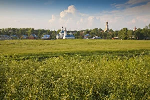 Images Dated 25th May 2010: Russia, The Golden Ring, Suzdal, Banks of the Kamenka River