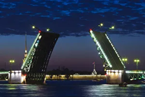 Russian Federation Prints: Russia, St. Petersburg, Center, Dvortsovy Bridge on the Neva River
