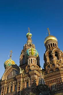 Images Dated 28th November 2011: Russia, St. Petersburg, Center, Church of the Saviour of Spilled Blood on Griboedov Canal