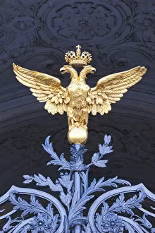 Images Dated 28th November 2011: Russia, St. Petersburg, Dvortsovaya Square, double-headed eagle, symbol of Imperial