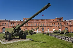 Images Dated 28th November 2011: Russia, St. Petersburg, Kronverksky Island, Artillery Museum, cannon