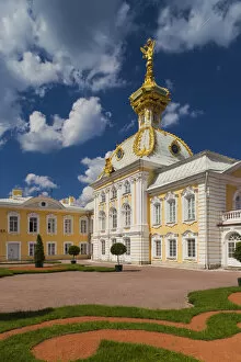 Images Dated 28th November 2011: Russia, St. Petersburg, Peterhof, Grand Palace