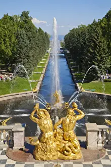 Fountain Prints: Russia, St Petersburg, Peterhof Palace(Petrodvorets) Grand Cascade