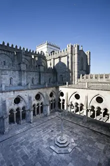 Sa (Cathedral) cloisters, Porto Old Town (UNESCO World Heritage), Portugal