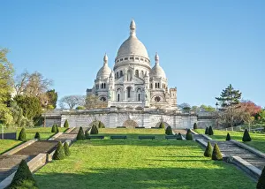 Sacre Coeur Prints: Sacre Coeur Basilica, Montmartre, Paris, France