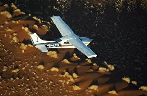 Aeroplane Gallery: Safari flights over red sand dunes of Sossusvlei