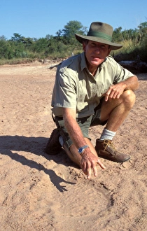 Guide Gallery: Safari Guide