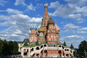Images Dated 15th January 2019: Saint Basils Cathedral, (Cathedral of Vasily the Blessed), Red Square, Moscow