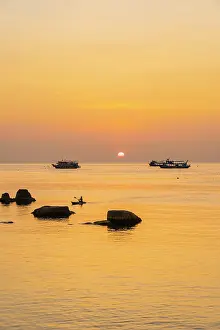 Sairee Beach at sunset, Koh Tao, Surat Thani Province, Thailand