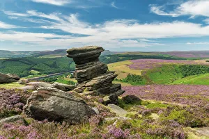 Images Dated 1st March 2023: The Salt Cellar, Peak District National Park, Derbyshire, England