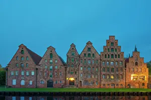 Salzspeicher at twilight, riverside warehouses for salt built in the Renaissance style, Lubeck, UNESCO, Schleswig-Holstein, Germany