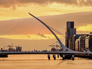 Bank Prints: Samuel Beckett Bridge at dawn, Dublin, Ireland
