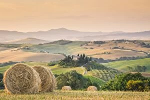 Images Dated 22nd November 2016: San Quirico d Orcia, Val d Orcia, Tuscany, Italy