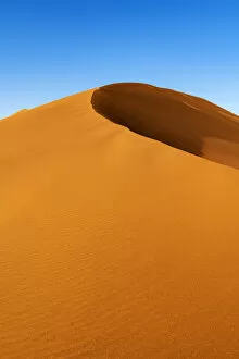 Namib Naukluft Gallery: Sand dune, Namib-Naukluft National Park, Sesriem, Namibia