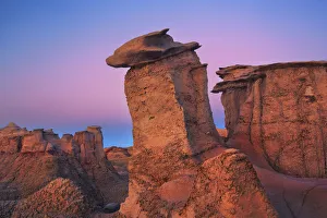 Sandstone erosion landscape in Bisti Badlands - USA, New Mexico, San Juan