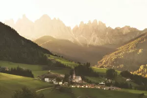 Autumn Season Collection: Sankt Magdalena at Sunrise in Funes valley, Odle Natural park in Trentino Alto Adige