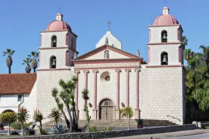 Images Dated 18th December 2020: Santa Barbara Mission, Santa Barbara, California, USA