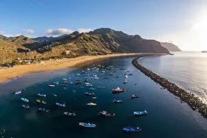 Images Dated 8th October 2021: Santa Cruz de Tenerife, Tenerife, Canary Islands, Spain
