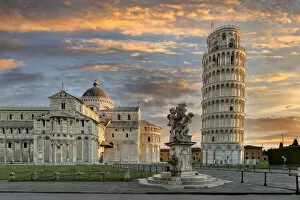 Images Dated 21st February 2022: Santa Maria Assunta Cathedral, Piazza dei Miracoil, Pisa, Tuscany, Italy