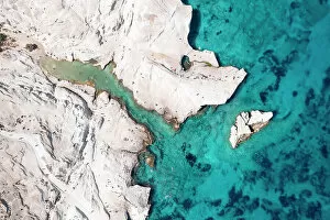 Aegean Sea Collection: Sarakiniko Beach (Plaka, Milos Island, Cyclades Islands, Greece)