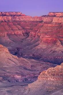 Images Dated 7th January 2020: Scenic view of Grand Canyon at dusk, Hopi Point, Grand Canyon National Park, Arizona, USA