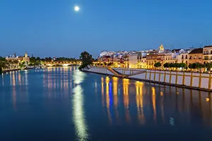 Reiseorte Prints: Scenic view of Triana neighbourhood and Guadalquivir river, Seville, Andalusia, Spain