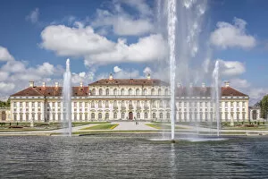 Munich Gallery: Schleissheim New Palace with the large fountain, Oberschleissheim, Upper Bavaria, Bavaria, Germany