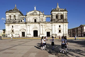 School girls outside Basilica Catedral de la Asuncion, Leon, Nicaragua, Central America