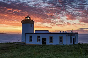 Images Dated 6th February 2023: Scotland, Caithness, Duncansby Head lighthouse, morning light