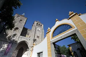Evora Prints: Se (Cathedral) and University, Evora (UNESCO World Heritage), Alentejo, Portugal