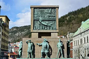 Images Dated 3rd June 2016: The Seamens Monument, created by the sculptor Dyre Vaa, in honour of Norwegian