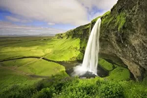 Images Dated 2nd August 2006: Seljalandfoss Waterfall, South Coast, Iceland