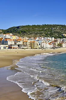 Images Dated 6th April 2022: Sesimbra beach. Portugal
