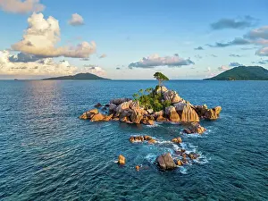 La Digue Prints: Seychelles, La Digue, Ave Maria Rock, Indian Ocean